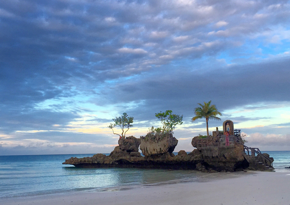 Can you guess the name of this Boracay landmark?