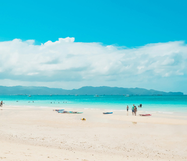 10 Essential Things to Pack for a Boracay Getaway